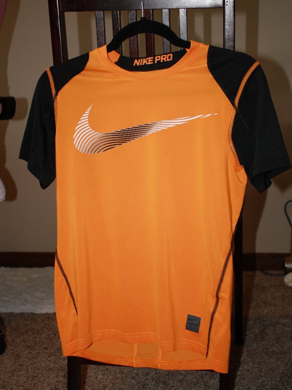 Nike Pro Fit, Short Sleeve Tee, Boys Large, Orange and Black